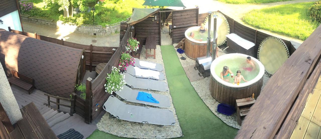 Hotel Dzban Jindrichov エクステリア 写真