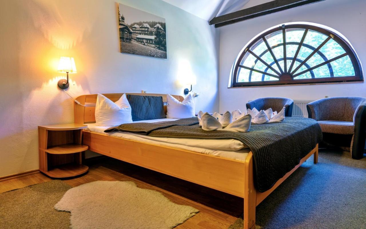 Hotel Dzban Jindrichov エクステリア 写真