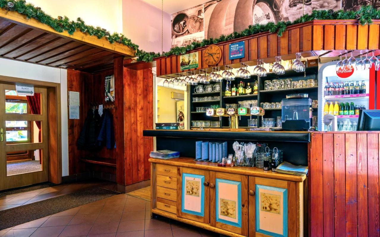 Hotel Dzban Jindrichov エクステリア 写真